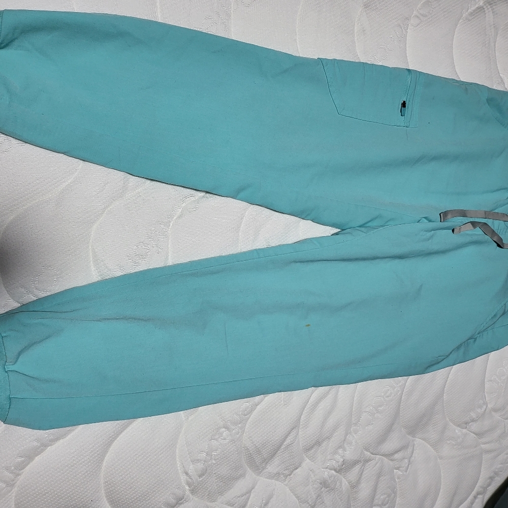 FIGS scrubs medium fresh aqua color